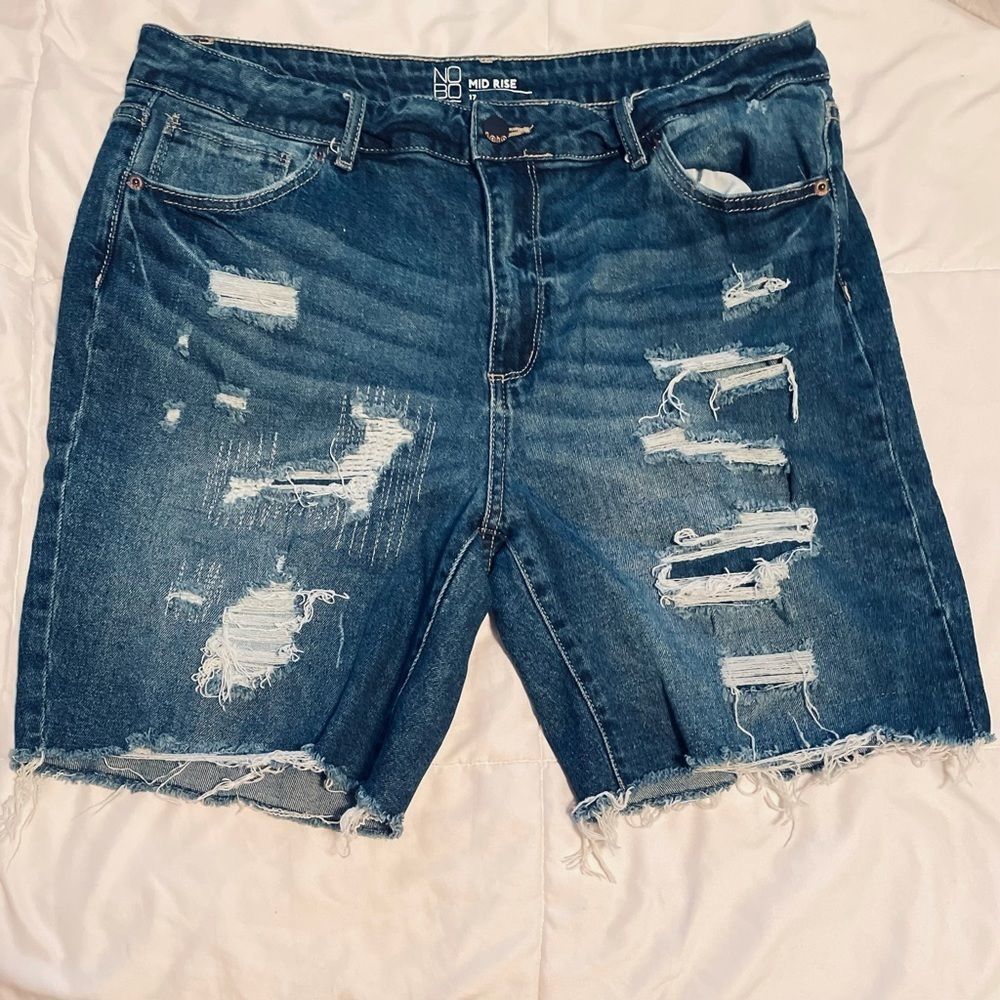 No Boundaries | Shorts | Cutoff | Distressed | Womens | 17 | Distres…